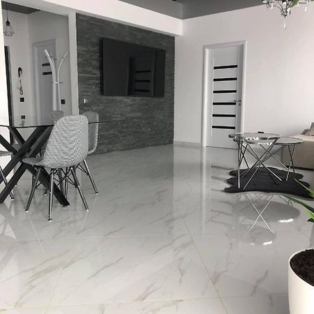 Mamaia Beach Luxury Apartment Экстерьер фото